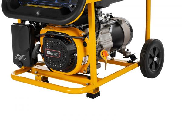 Lumag G3-E petrol power generator 230 V